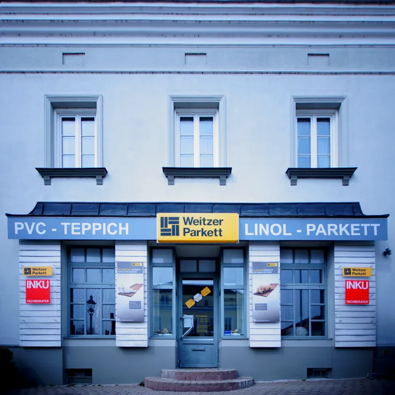 Ladenfront des Schauraums Krems